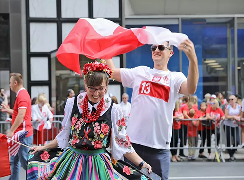 POLSKA OŚWIATA ZA GRANICĄ: SZANSA DLA POLSKICH DZIECI I DLA POLSKI