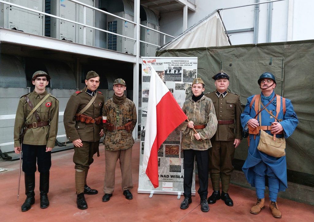 Poland First to Fight reports from Spain