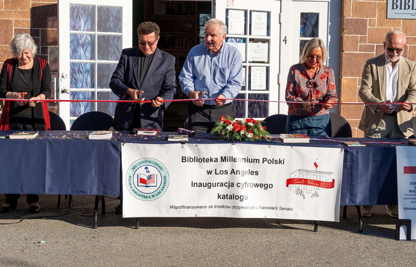 Biblioteka Polska w LA udostępnia swe zbiory!